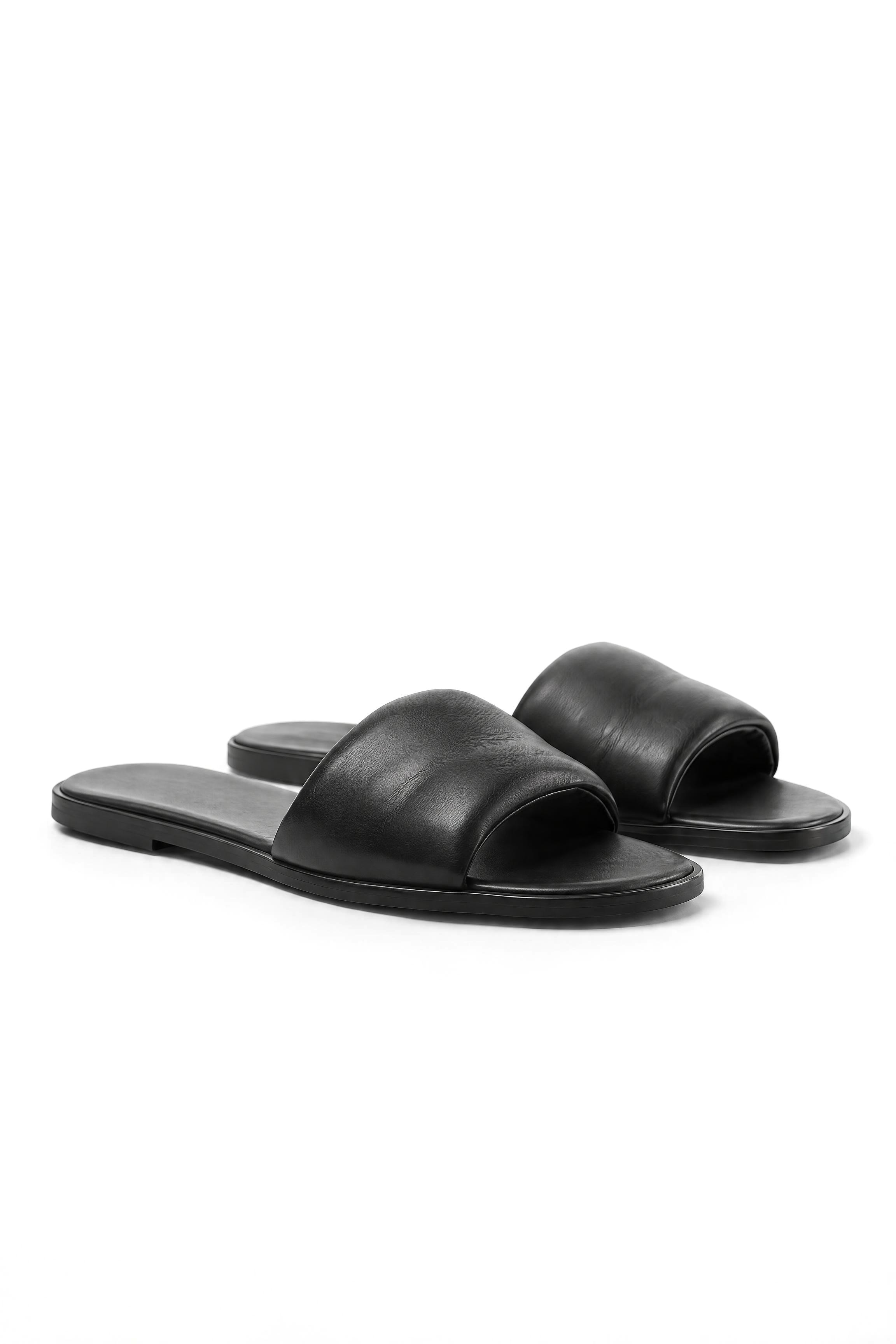 Leather Slide — Black