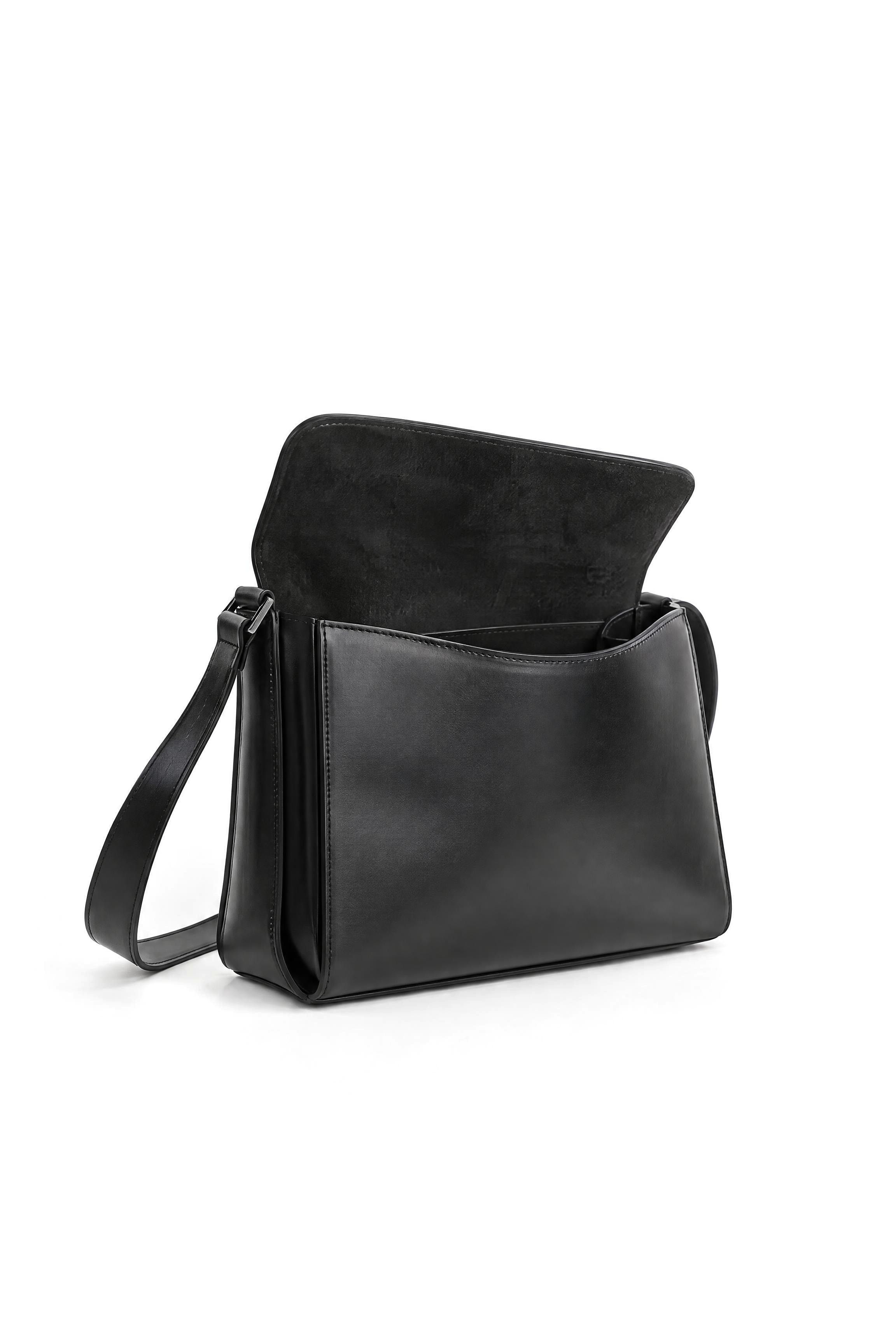 Structured Shoulder Bag — Black